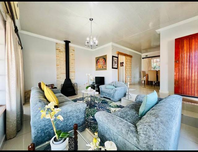4 BEDROOM HOUSE FOR SALE IN NEWHOLME